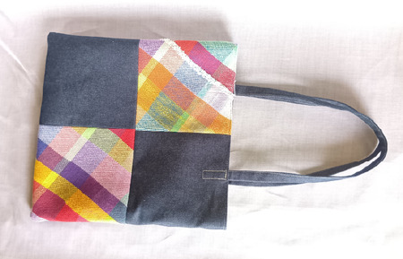 【思いやり型返礼品】さをり織り トートバッグ 障がい者支援 福祉作業所