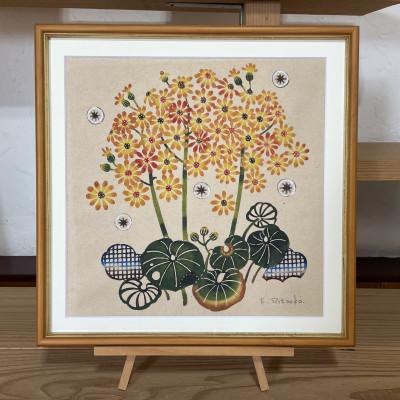 ふるさと納税 今帰仁村 芭蕉紙紅型染「沖縄の花」シリーズ〈つわぶき〉37cm額