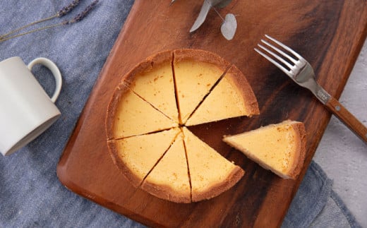 チーズケーキ 5号（15cm) 4〜6人分 スイーツ ケーキ ちーずけーき おやつ 本格 横須賀 【日本水産観光株式会社】 [AKBR001]