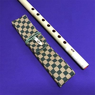 ふるさと納税 甘楽町 篠笛楽遂　古典調五笨調子　天地彫込み籐巻仕上げ、笛袋と篠製こはぜ付。 |  | 03