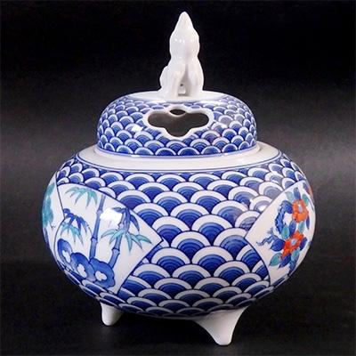 ふるさと納税 伊万里市 色鍋島青海波扇文香炉 |  | 03