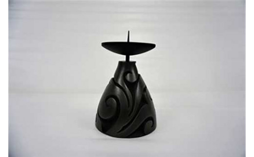 
                  鎌倉彫博古堂 キャンドルスタンド　「唐草」
                