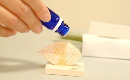 世界自然遺産白神山地から生まれたアロマ「黒文字」精油 2ml ディフューザー付 アロマグッズ 