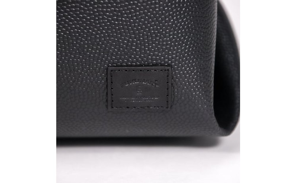 スポーツバッグ / ブラック E013