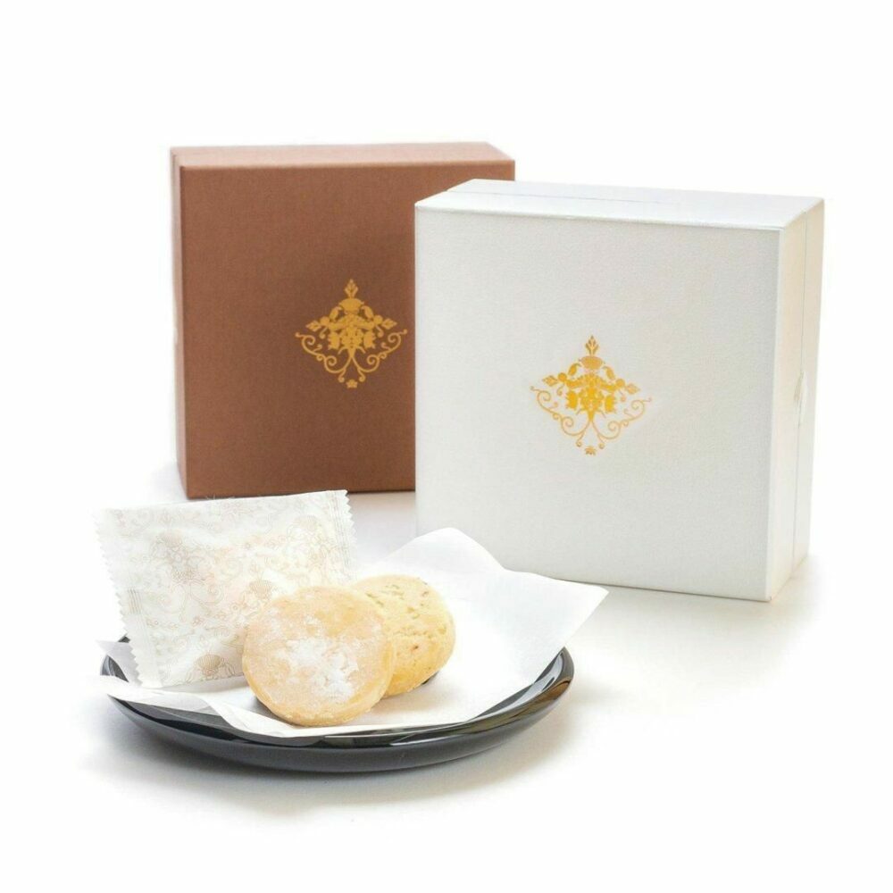 琉球宮廷菓子 黄金ちんすこう (16個入) 黄金金楚? くがにちんすこう ちんすこう 和菓子 お菓子 個包装 沖縄市 / 株式会社プラザハウス [BCCW001]