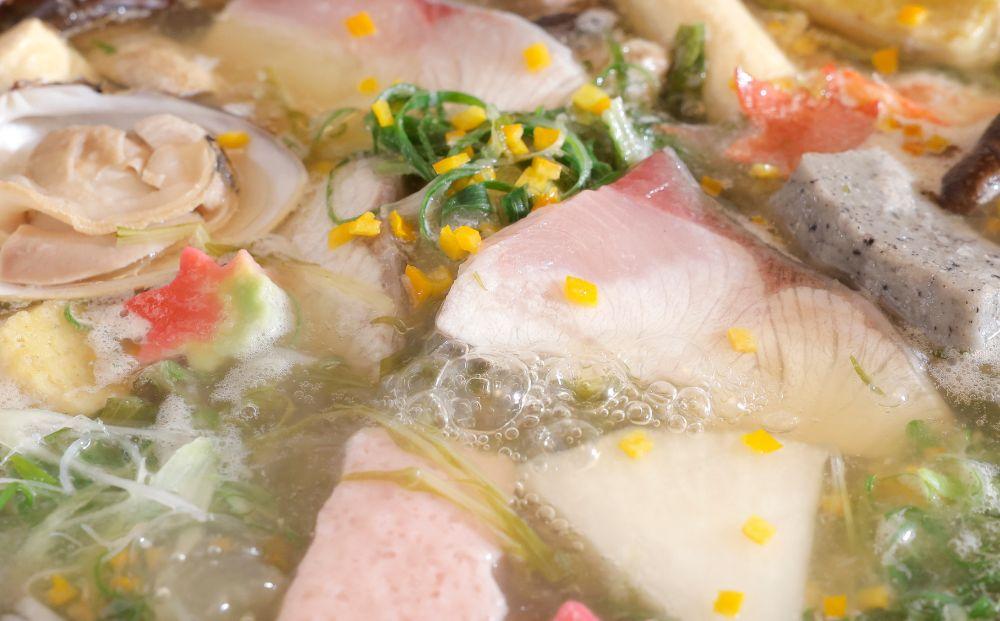 【京料理かじ】寒鰤・地蛤・ズワイ蟹 冬の京野菜 みぞれ雪鍋セット(2人前)［ 京都 料亭 人気 おすすめ 鍋 お取り寄せ 通販 送料無料 ふるさと納税 ］