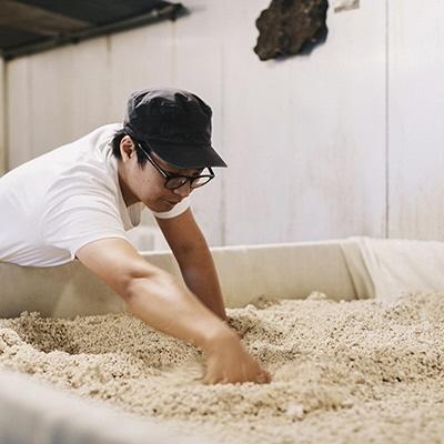 ふるさと納税 瀬戸内市 米こうじでつくったあま酒セット(白米、玄米、黒米、糀ネクター)[No.5735-0622] |  | 01