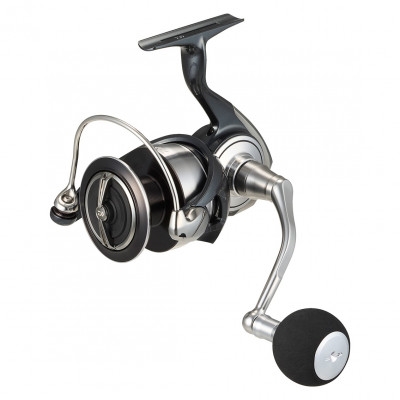 
                  ＜釣具のダイワ＞のスピニングリール 24セルテート SW 6000-P【1713637】
                