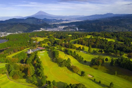 修善寺カントリークラブゴルフプレー券【平日１組（４名まで）プレー券】