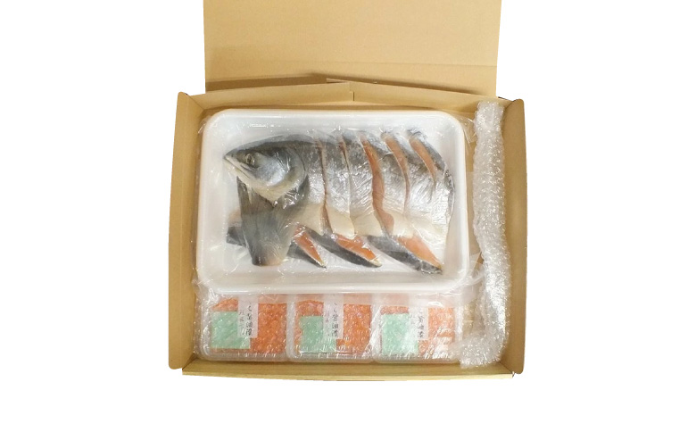 時しらず鮭600g×1P・いくら醤油漬け50g×3P C-42094
