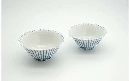 A25-124 有田焼 十草飯碗 ペアセット 青雅堂