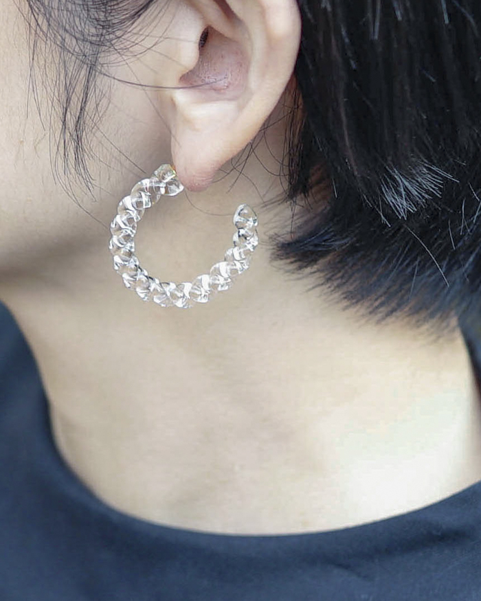 HARIO ピアス ネジリ［HAA-N-001］ ※離島への配送不可｜耐熱 ガラス アクセサリー ハリオ ランプワークファクトリー 職人 繊細 フォーマル カジュアル きれいめ おしゃれ 20代 30