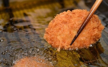 お肉屋さんの贅沢手作り惣菜セット ＜ハンバーグ＆メンチカツ＞　【04203-0326】