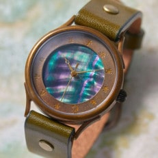 伝統工芸品　装飾法 螺鈿(らでん)黒の文字盤が美しい腕時計　干支インデックス　ベルトカラー:オリーブ