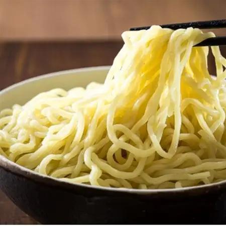 北海道のうま辛 つけ麺340g(2食入り)×8個＜計16人前＞ ちぢれ太麺_北海道で人気 ラーメン ちぢれ麺 釧路ラーメン 冷蔵 森谷食品 一人暮らし セット おかず ご当地グルメ 北海道 釧路町 釧