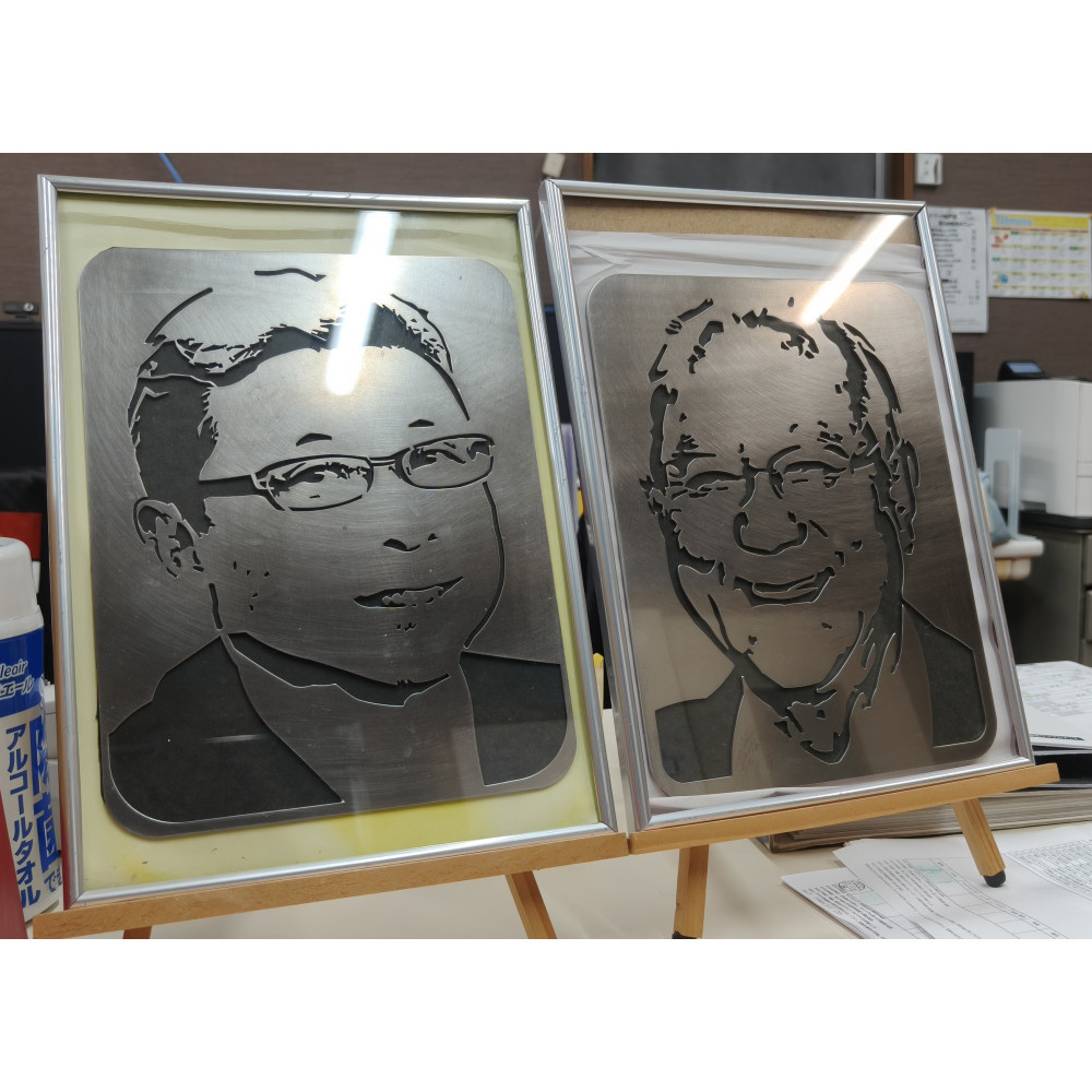 似顔絵金属プレート/肖像記念プレート　オリジナル製品