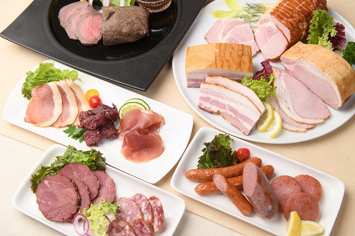 北海道　十勝ローストビーフ＆ベーコン８点