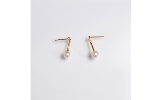 1865 あこや真珠4.5mm ゆれるバーピアス K18YG あこや真珠  K18 イエローゴールド ピアス ゆれるピアス バーピアス 数量限定 パール ジュエリー ギフト プレゼント アクセサリー 伊勢 伊勢志摩