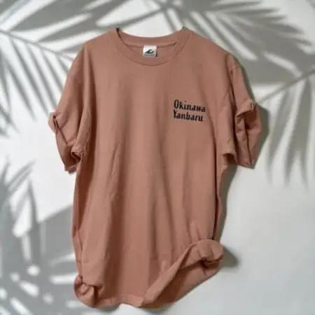 やんばるの自然を纏う オリジナルデザインTシャツ(ピンク/Lサイズ)【1732941】