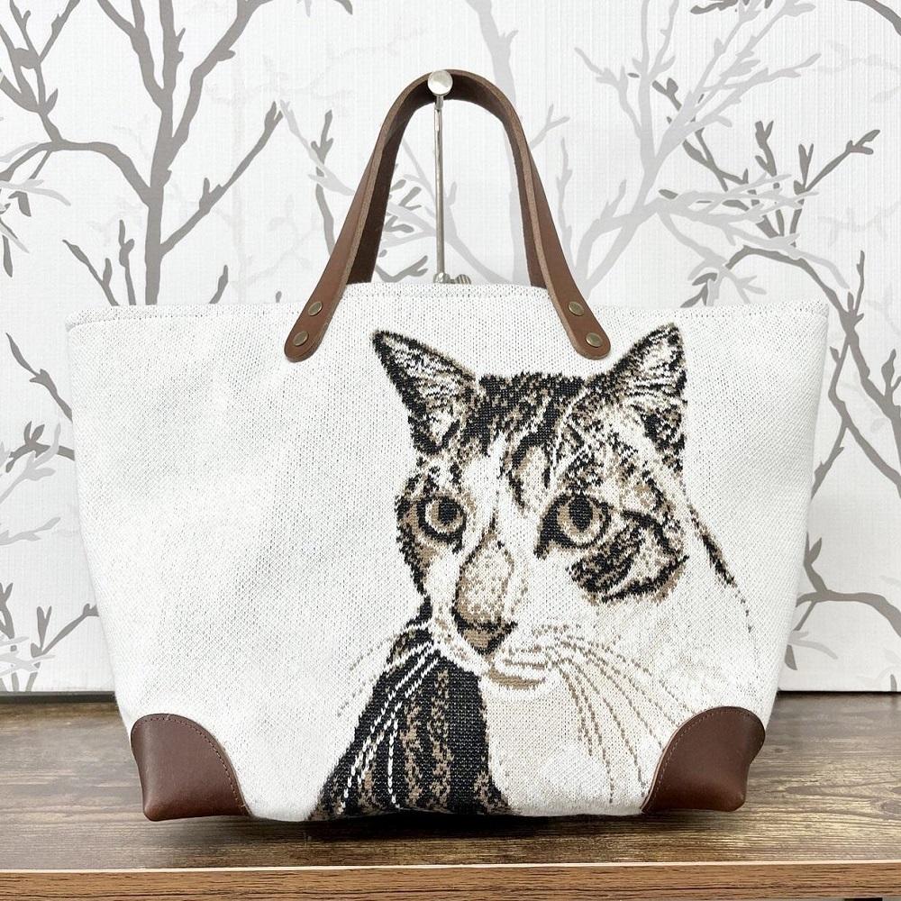 【アイボリー×ブラウン】ペットの写真からそっくりに編み上げた ニット生地でつくる【オーダーメイド・トートバッグ】