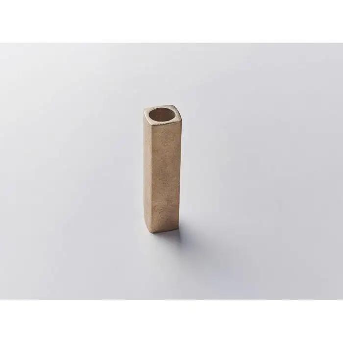 機能的な工業部品に 花のうつわ としての美しさを（Bush of copper / Square 35）