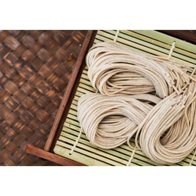 ふるさと納税 新得町 ワカハラ農場でおいしく育ったぼたんそば《太麺》6束 L-1502 |  | 03