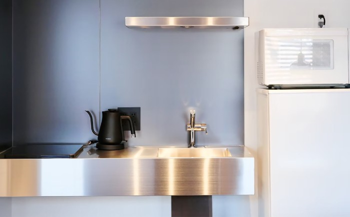 【暮らすように泊まる】セブンデイズホテルプラス スーペリア クイーン ルーム（ミニキッチン付）1泊2日 朝食付