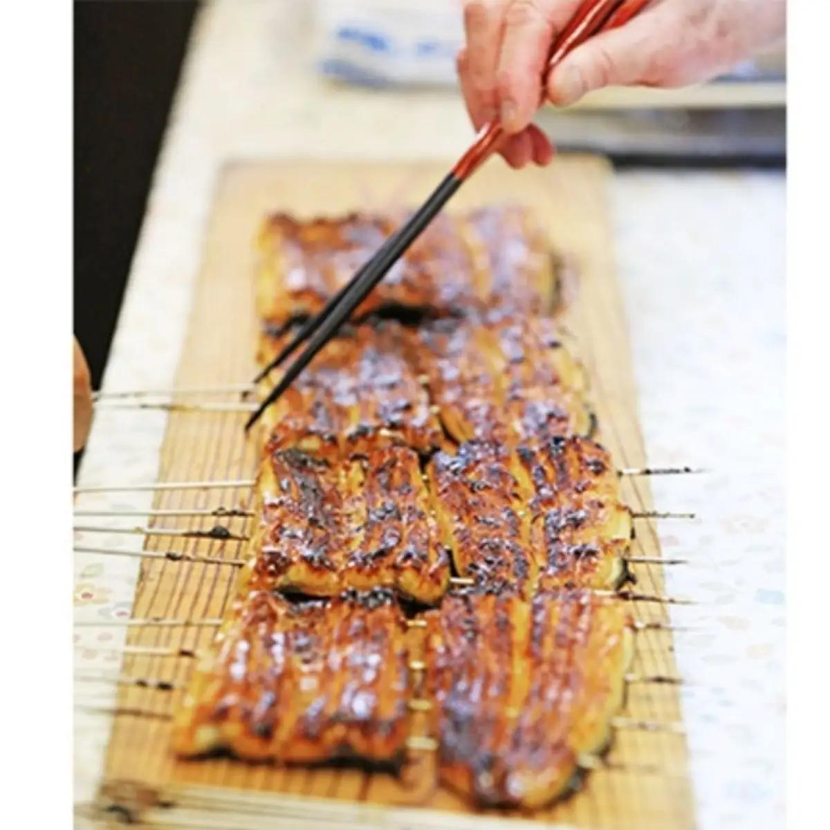 国産うなぎ　職人手焼き蒲焼2尾(約260g) SWAW001