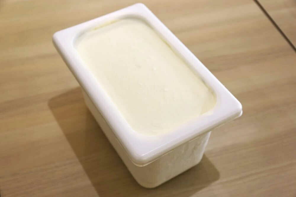【ふるさと納税】【全2回定期便】落葉樹色のジェラート 4L シチリア産ピスタチオ《厚真町》【株式会社クーバル】ジェラート アイス ピスタチオ 米粉 スイーツ 大容量 業務用 北海道 定期便[AXBQ020]