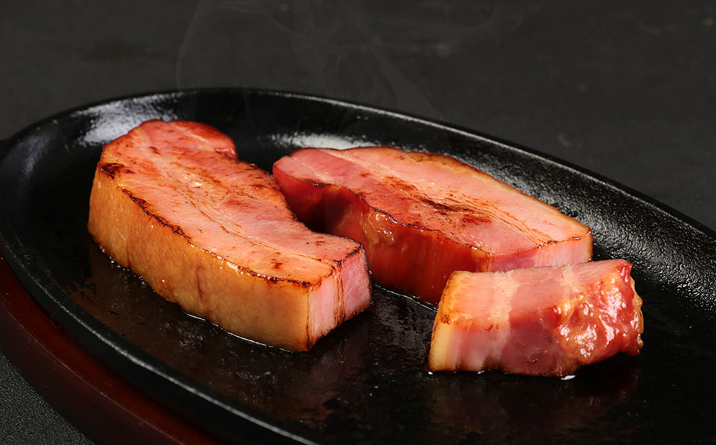 【3ヶ月毎2回定期便】 ベーコンブロック 計約3.6kg（約1.8kg×2回） ベーコン ブロック 豚肉