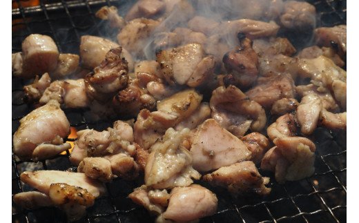 【熊本県産】天草大王 バーベキュー用カット肉（1kg）
