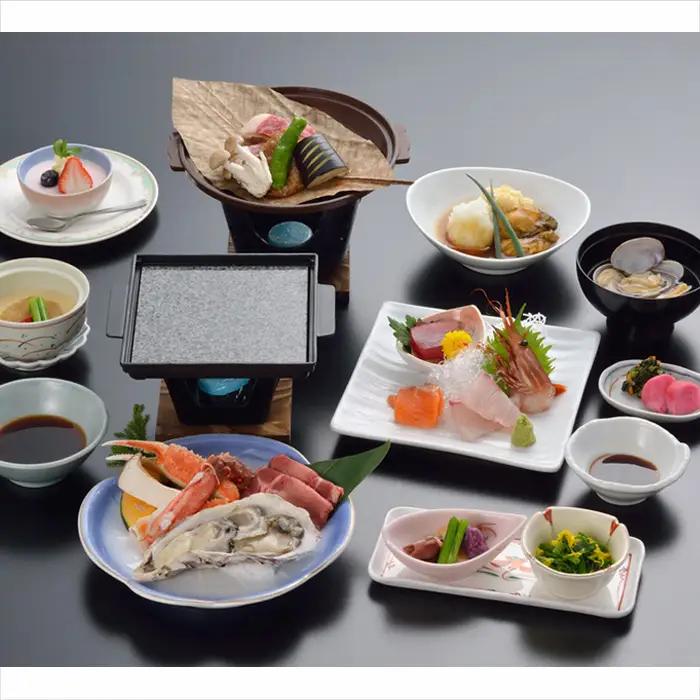 絶景の館　日帰り夜会食ペアチケット No.136