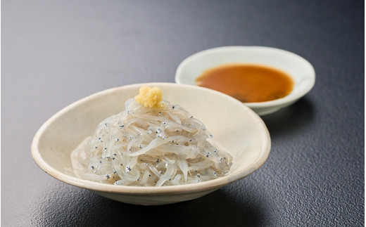 
冷凍　生しらす100g×2 / 生しらす丼 丼 お刺身 ポン酢 醤油 小分け シラス 冷凍 生 ギフト お取り寄せ 和歌山県 田辺市
