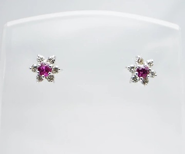 ピアス 天然 ダイヤモンド 0.15ct ルビー 0.14ct ペア フラワー スタッド ダブルロックキャッチ SIクラス【K18WG】P-14（KRP）G66-1415