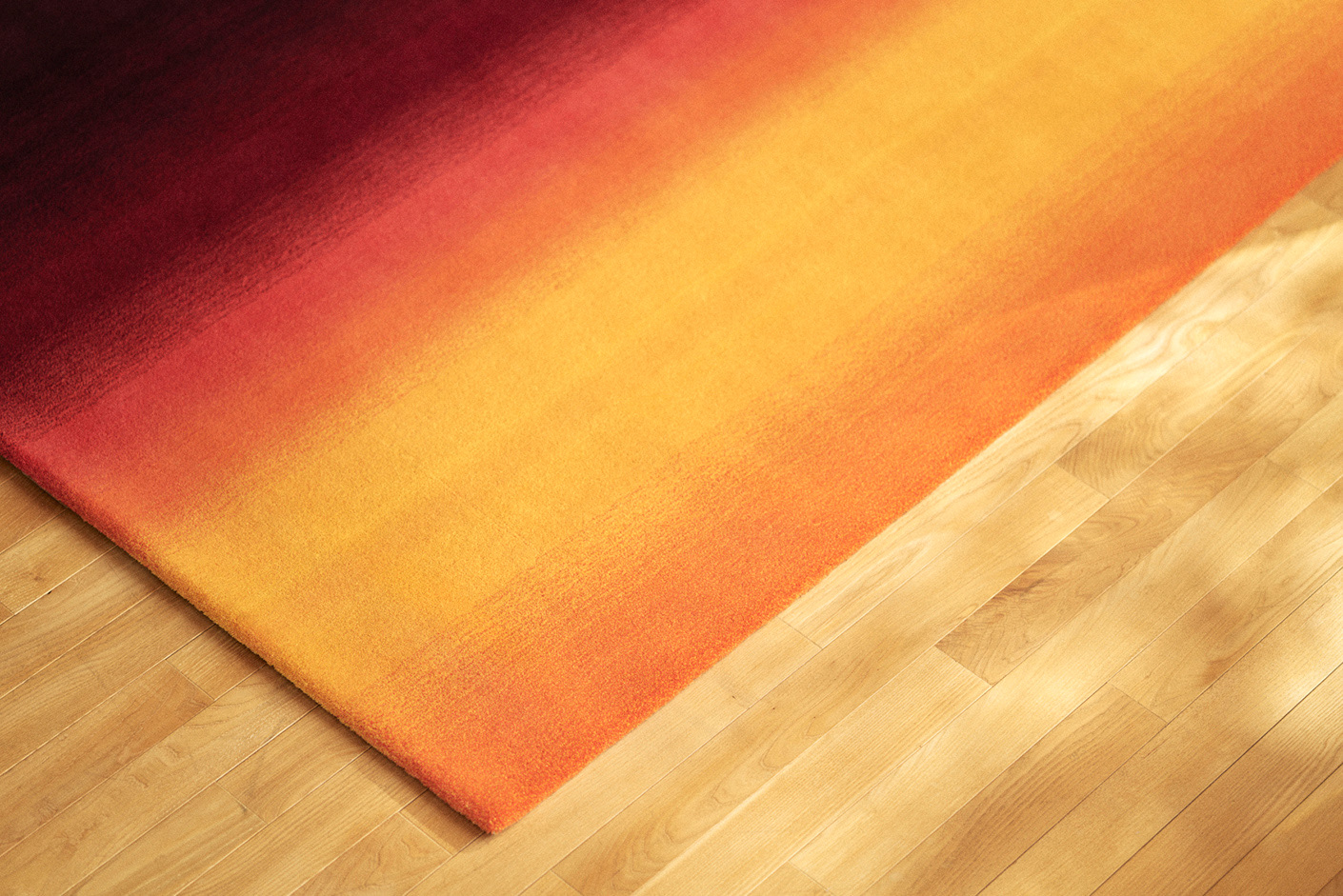 【山形緞通 現代ライン】『あけぼの』（縦80×横150cm ウール100％）F20A-288