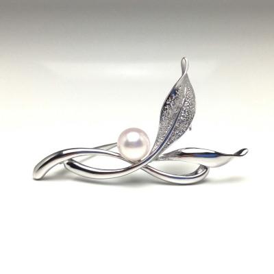 ふるさと納税 志摩市 老舗の真珠専門店・高品質 アコヤ真珠 ブローチ 7.0〜7.5ミリ タイプ:B