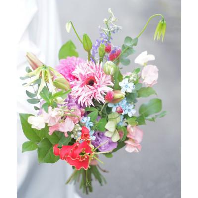 ふるさと納税 高知市 季節のおすすめ生花花束 ブーケM 1束【CG021】 |  | 02