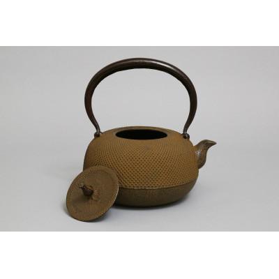 ふるさと納税 奥州市 南部鉄器 鉄瓶 丸形アラレ 1.8L 【伝統工芸士 及川喜徳 作】 IH調理器  [Y0026] |  | 03