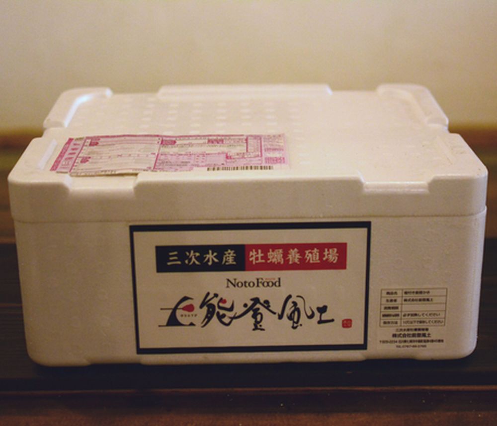 【発送時期が選べる】魚介類 牡蠣 / 能登風土 七尾産「能登かき」殻付き（発泡スチロール梱包(小)）◇ ※必ずよく加熱してお召し上がりください ※離島への配送不可 ※2024年12月上旬～2025年4