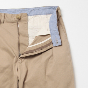 BEAMS PLUS 2プリーツ ツイル パンツ　KHAKI　S