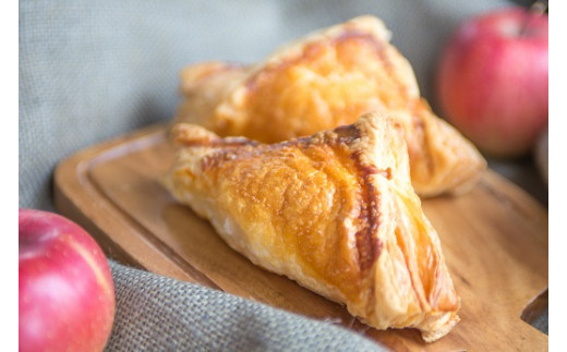 
                  【ハーベストの名産品】幸せのアップルパイ10個セット（ギフト箱付き）
                