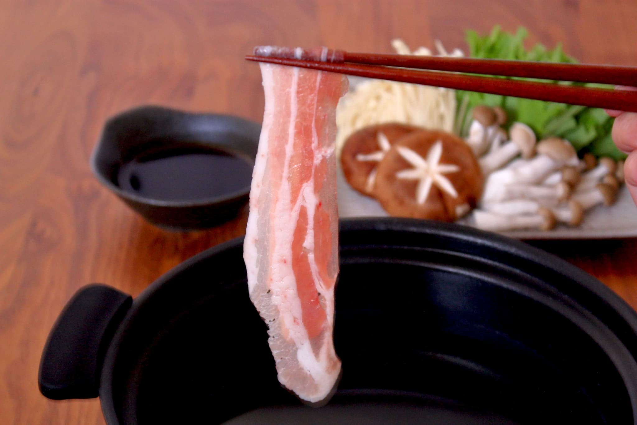 
                  ＜千葉県産ブランド豚＞元気豚 豚バラスライス(やわらか薄切りスライス)1kg(200g×5パック) TAKB061
                