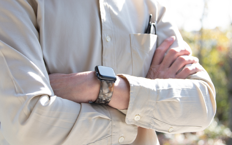 Apple Watch専用バンド 「Air bangle」グレーマーブル（Series10　46モデル）