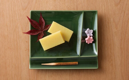 【美濃焼】 グッドデザイン賞受賞 miyama. 箸置き付仕切り皿 isola(イゾラ) パレットプレートM 織部 2枚 瑞浪市 / ミヤマプランニング 食器 取り皿 仕切り皿 プレート 皿[AZCM