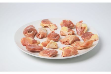 阿波尾鶏もも肉切り身（1.5kg）300ｇ×5パック