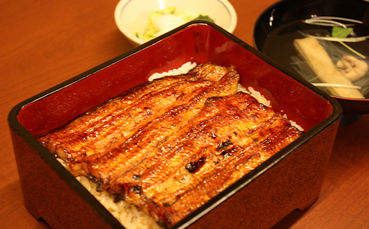 うなぎ上蒲焼3串(各100g前後)【老舗 ギフト 冷凍  うなぎ 鰻 ウナギ かばやき 串  タレ 山椒 千葉県 市川市】【12203-0300】