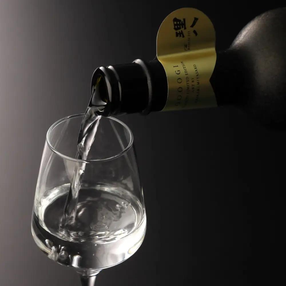 【特別限定酒】理八 おをおおぎ 化粧箱入り（500本限定生産）日本酒 酒 お土産 プレゼント 島根県雲南市/株式会社田部竹下酒造[AIBE008]