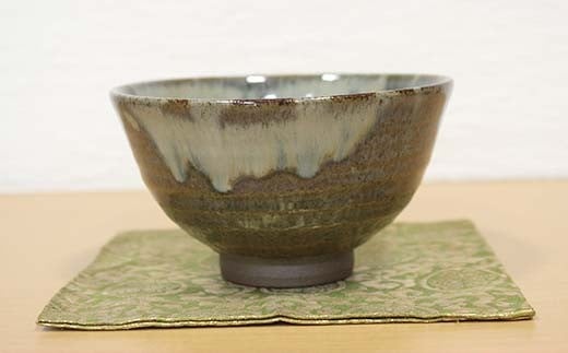 手に収まりやすい、なめらかな曲線は職人の技術の結晶です。