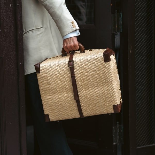 【伝統工芸品】KORI ANRI JAPAN「YANAGI no KABAN」柳行李 / 豊岡杞柳細工 100年持つ収納 ハンドメイド 15インチノートPC収納 A4サイズ対応 豊岡鞄の原点