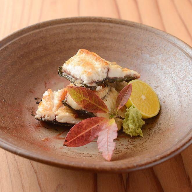 
            【浪速割烹 昇】和歌山市食材をふんだんに使用したおまかせコース＜3名様分＞（ぐるなびセレクション）
          